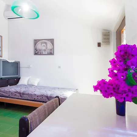 7 Olives Apartments Rogoznica  Kültér fotó