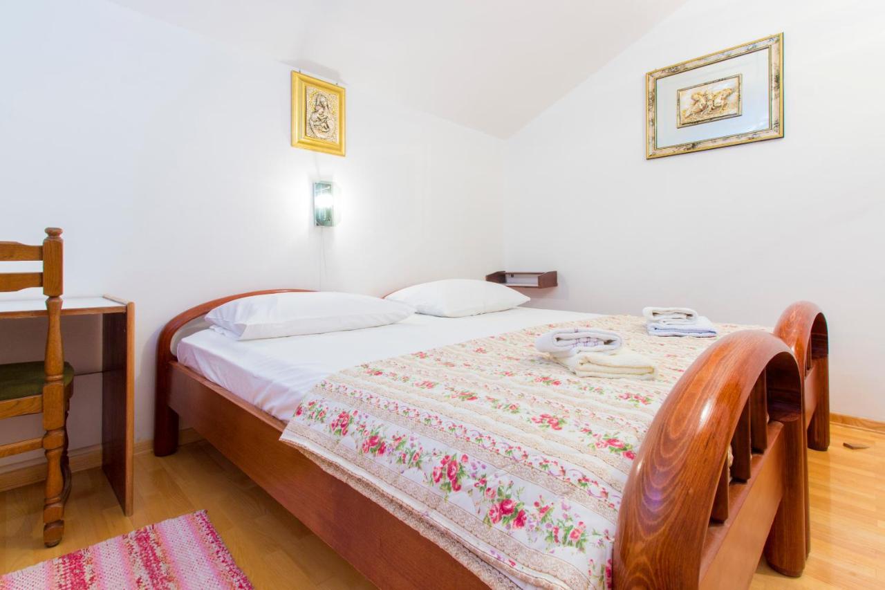 7 Olives Rogoznica (Sibenik-Knin)