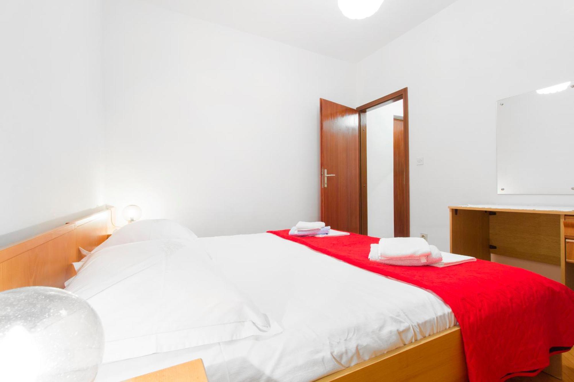7 Olives Rogoznica (Sibenik-Knin)